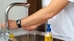 Người dân khu vực Uherské Hradiště lại rơi vào cảnh mất nước. Sự cố khiến trường học phải đóng cửa