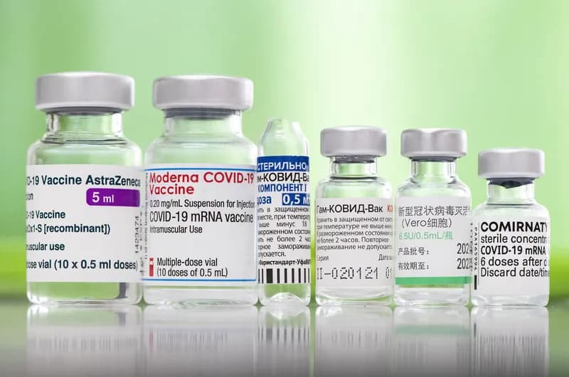 Bộ trưởng Vojtěch: Séc sẽ ngừng mua vaccine COVID-19 từ năm 2027, chuyển sang cơ chế chi trả như vaccine thông thường