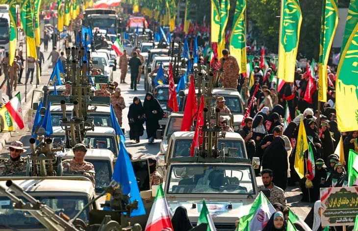 Điều tra của Reuters hé lộ mạng lưới 5.000 cơ quan bí mật giúp Iran nhập hơn 2 tỉ USD hàng quân sự