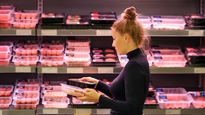 Cảnh báo thịt gà Ba Lan có dấu hiệu ôi hỏng, người dân tại Séc không nên sử dụng