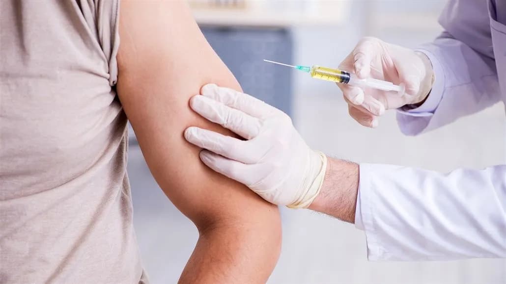 Vaccine có giá tới 5.700 korun hoặc được miễn phí: Tổng quan chi phí tiêm chủng tại Séc năm 2026