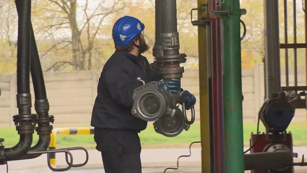 Giá dầu diesel tại Séc có nguy cơ vượt mốc 50 korun/lít, kéo theo nguy cơ lạm phát thực phẩm