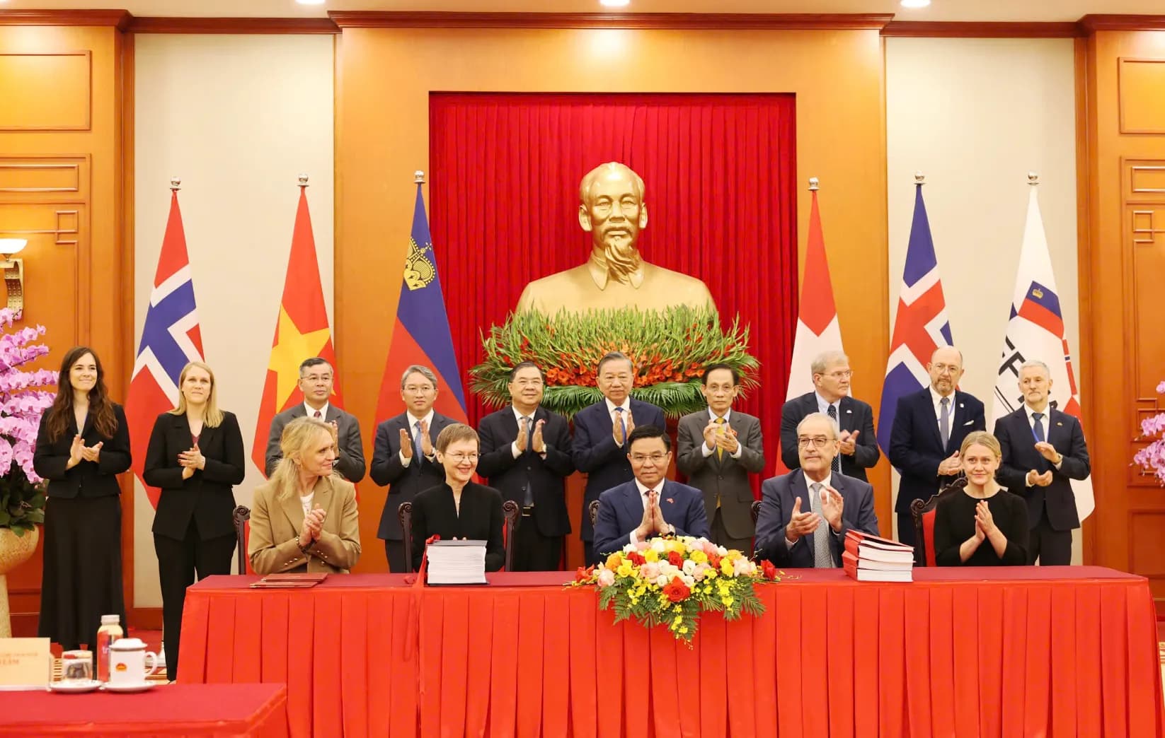Việt Nam - EFTA chính thức ký kết Hiệp định Thương mại tự do