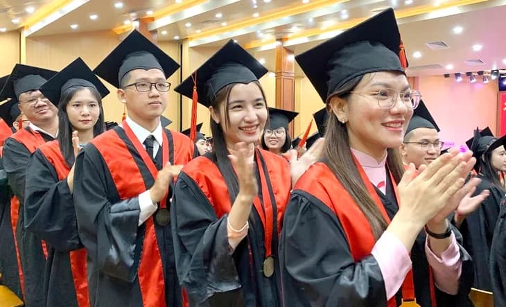 Bộ Nội vụ đề xuất cấp Thị thực nhân tài Việt Nam, miễn thuế thu nhập cá nhân 5 năm