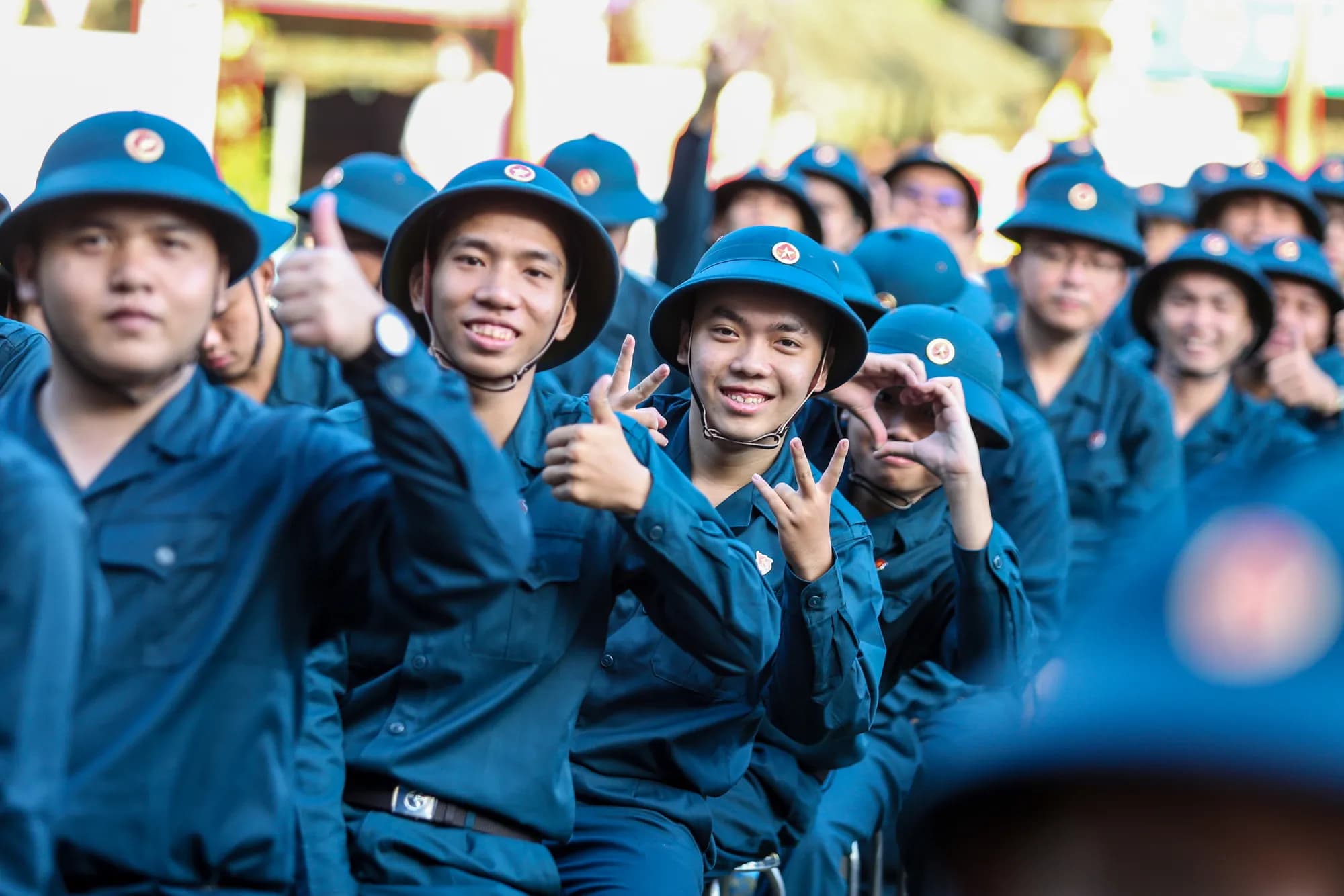 Bộ Quốc phòng trả lời trường hợp du học được tạm hoãn nghĩa vụ quân sự