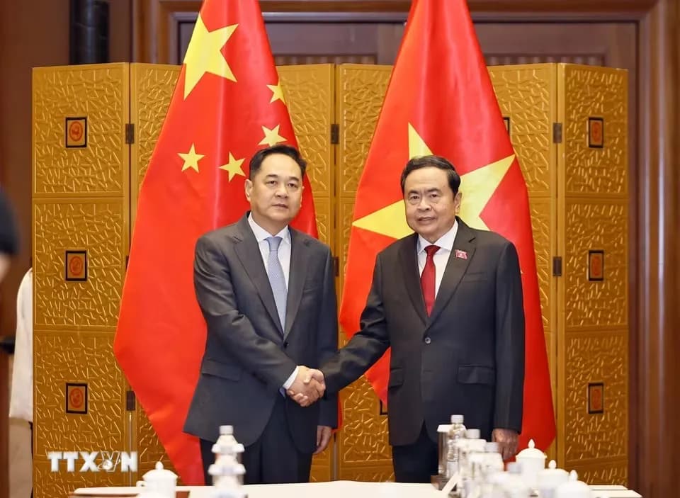 Chủ tịch Quốc hội Trần Thanh Mẫn tiếp nhân sĩ hữu nghị, thăm Bảo tàng Lịch sử Đảng Cộng sản Trung Quốc