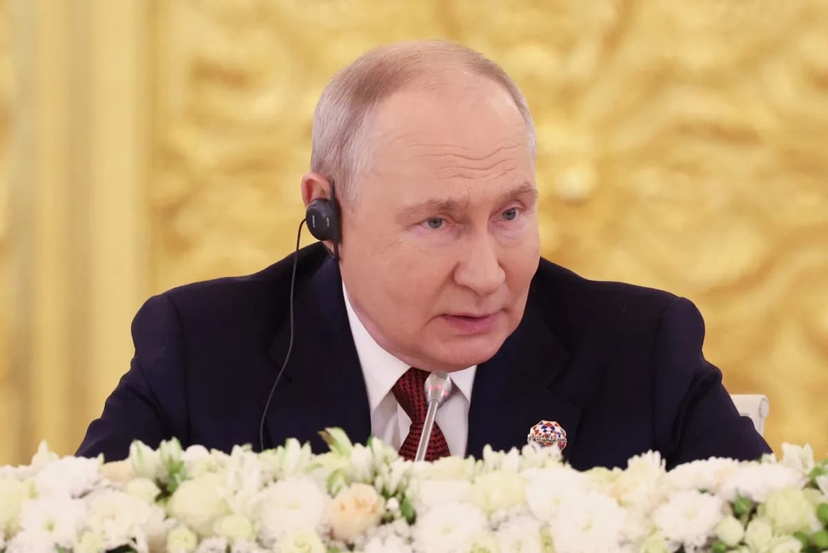 Có 2 lãnh đạo châu Âu khi gọi điện luôn được ông Putin nhấc máy nghe