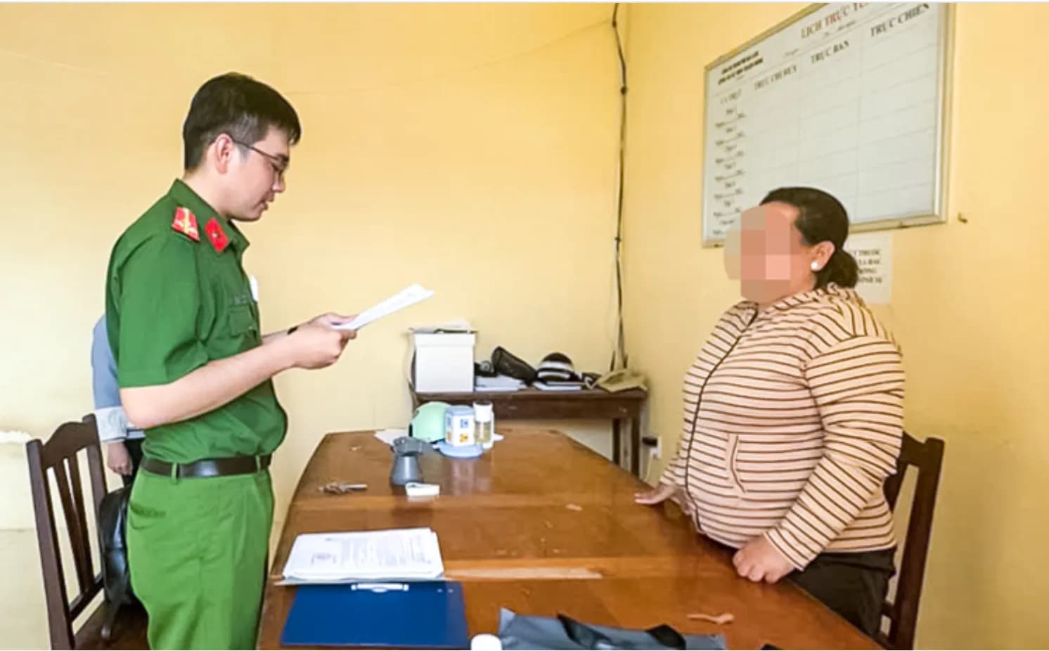 Con gái mất liên lạc sau khi lấy chồng nước ngoài, nhiều gia đình mới ‘tá hoả’