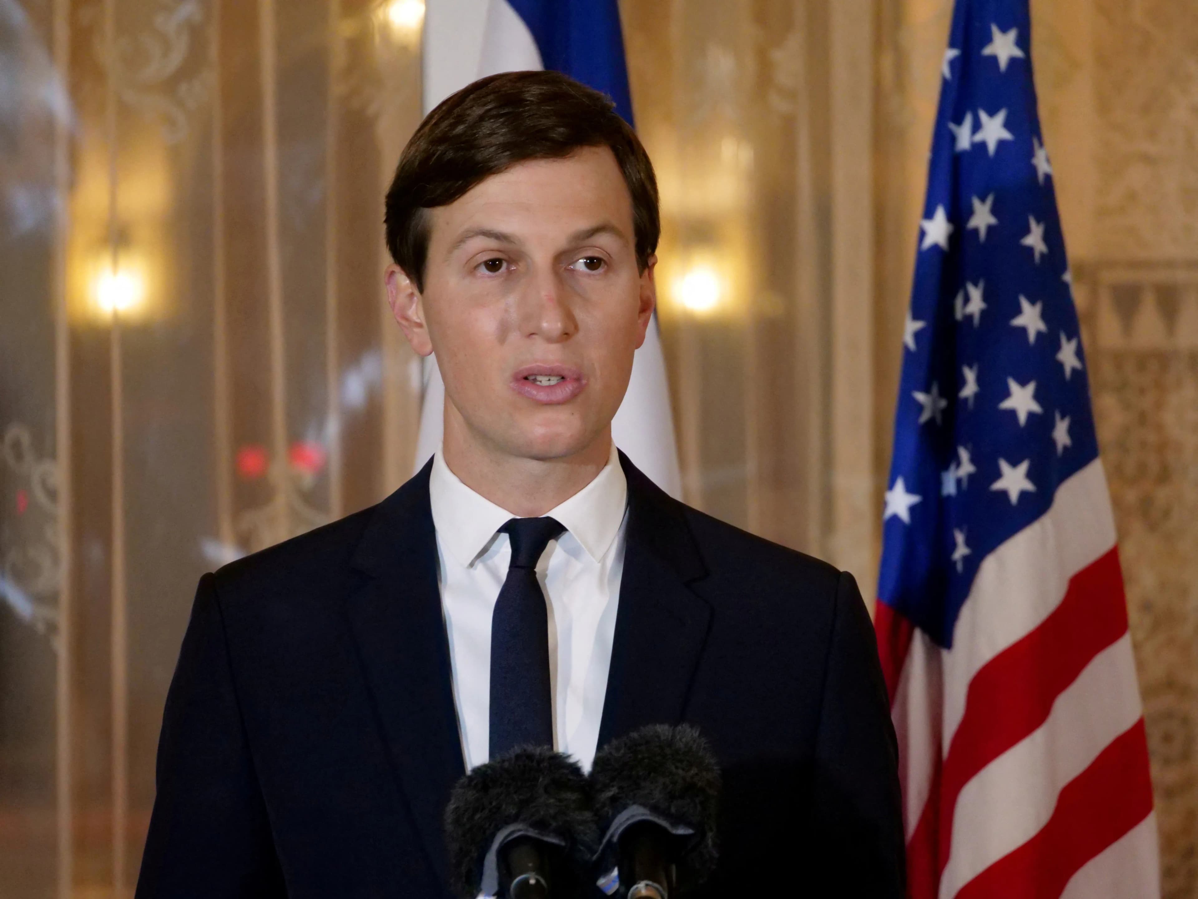 Con rể ông Trump bị kiện và yêu cầu công khai tài chính khi làm đặc phái viên