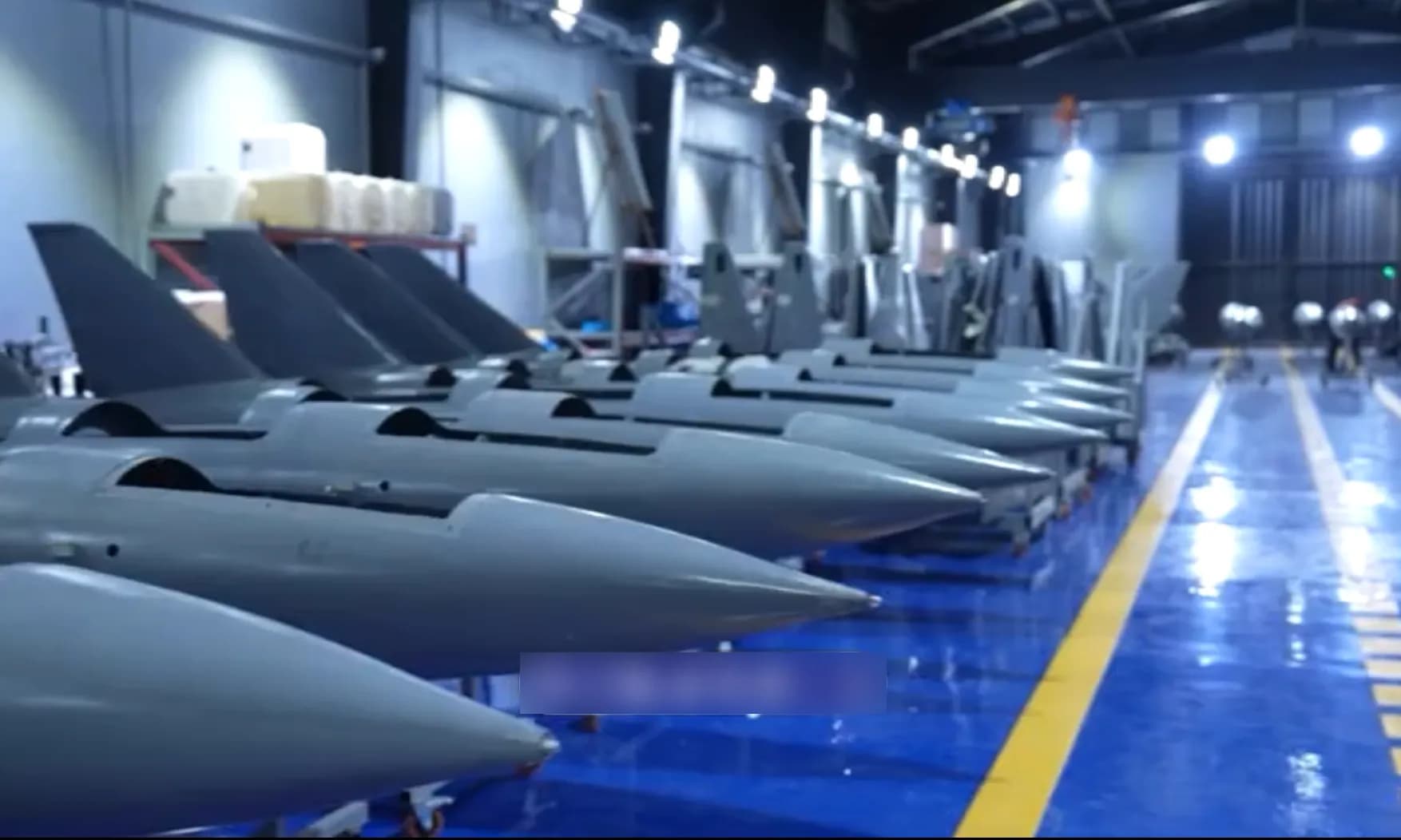 Iran lần đầu hé lộ dây chuyền sản xuất UAV tự sát