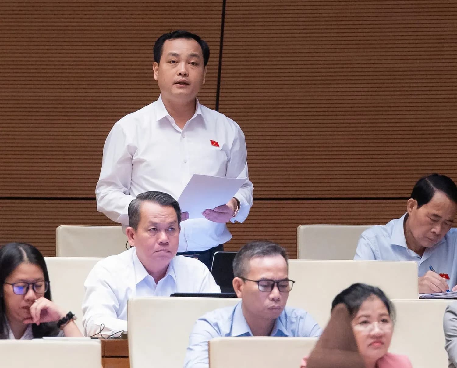 Khoan hồng với người nhận tội nhưng không gây sức ép để họ chấp nhận hình phạt