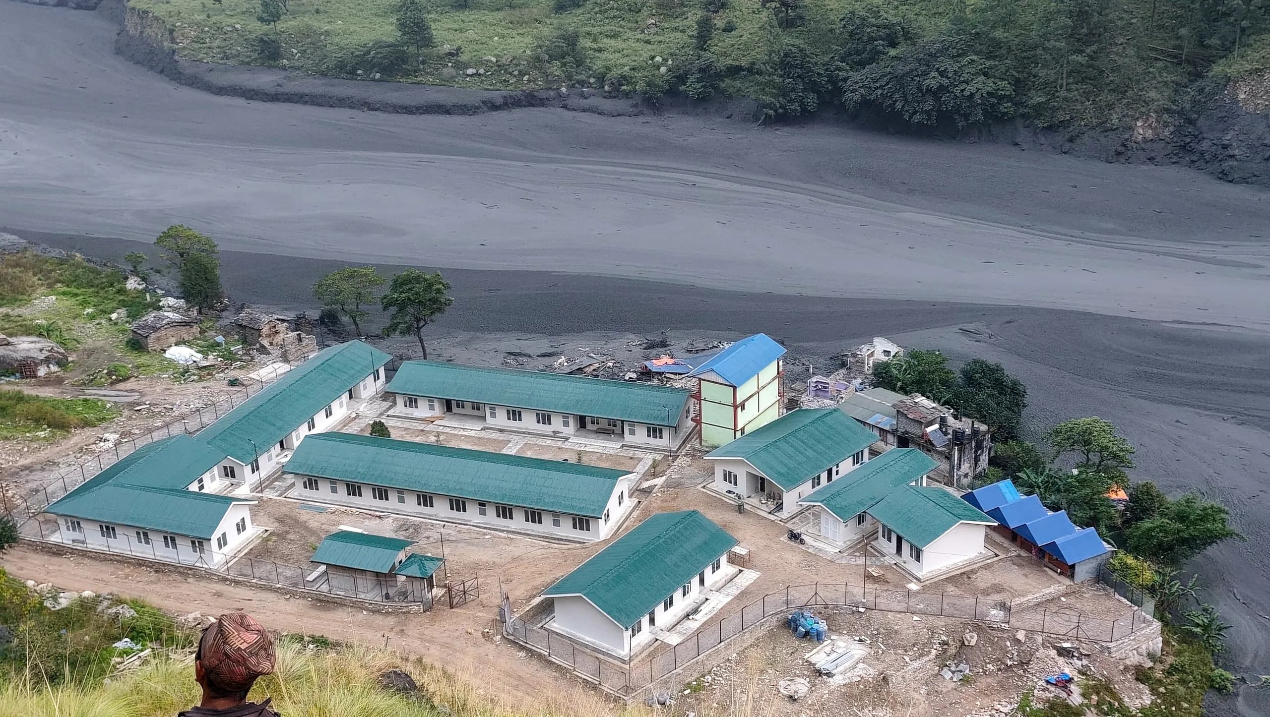 Lũ quét Nepal 11-10: Cứu được 49 người, vẫn còn 5 người mất tích
