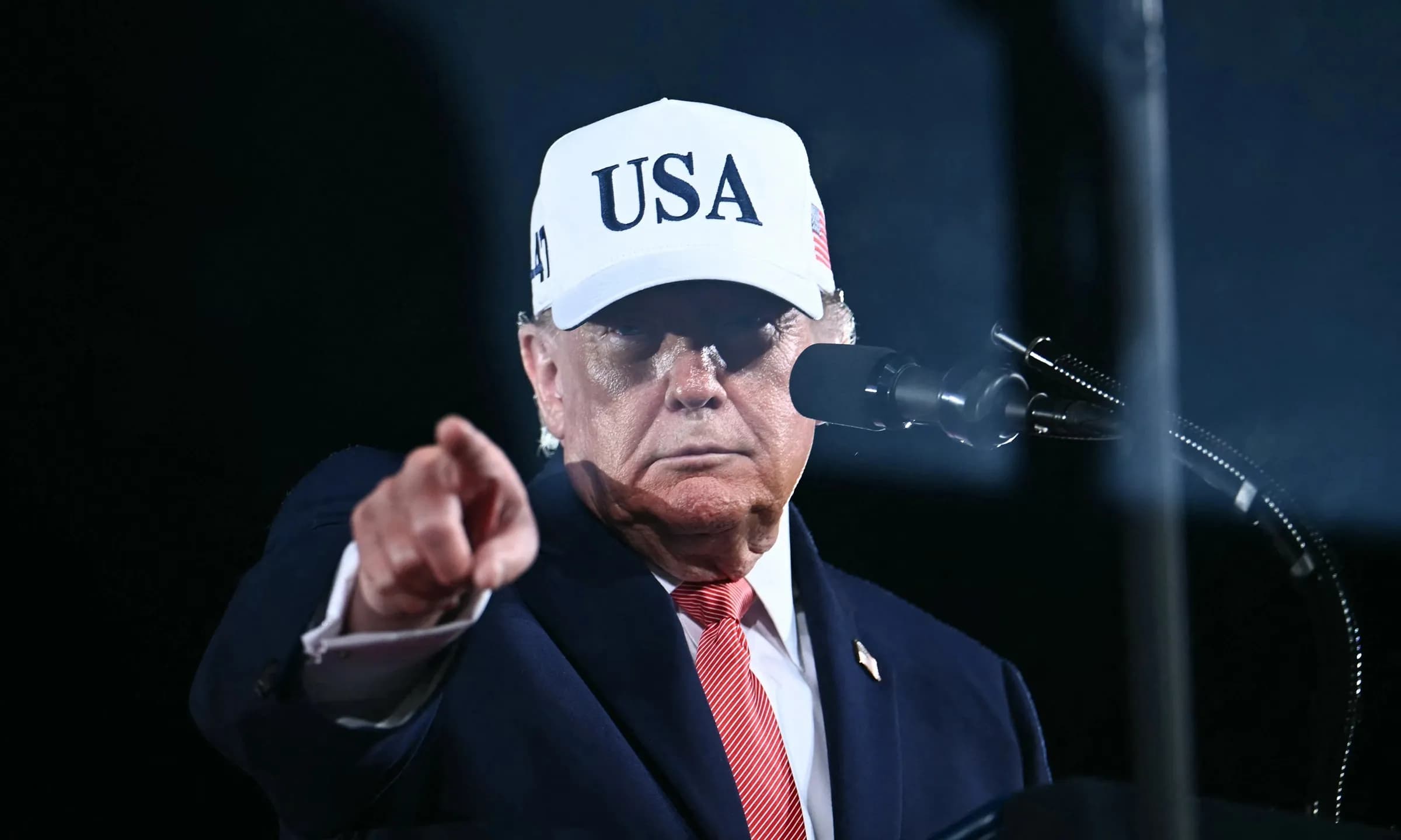 Những cử tri 'sẵn sàng hy sinh' vì ông Trump