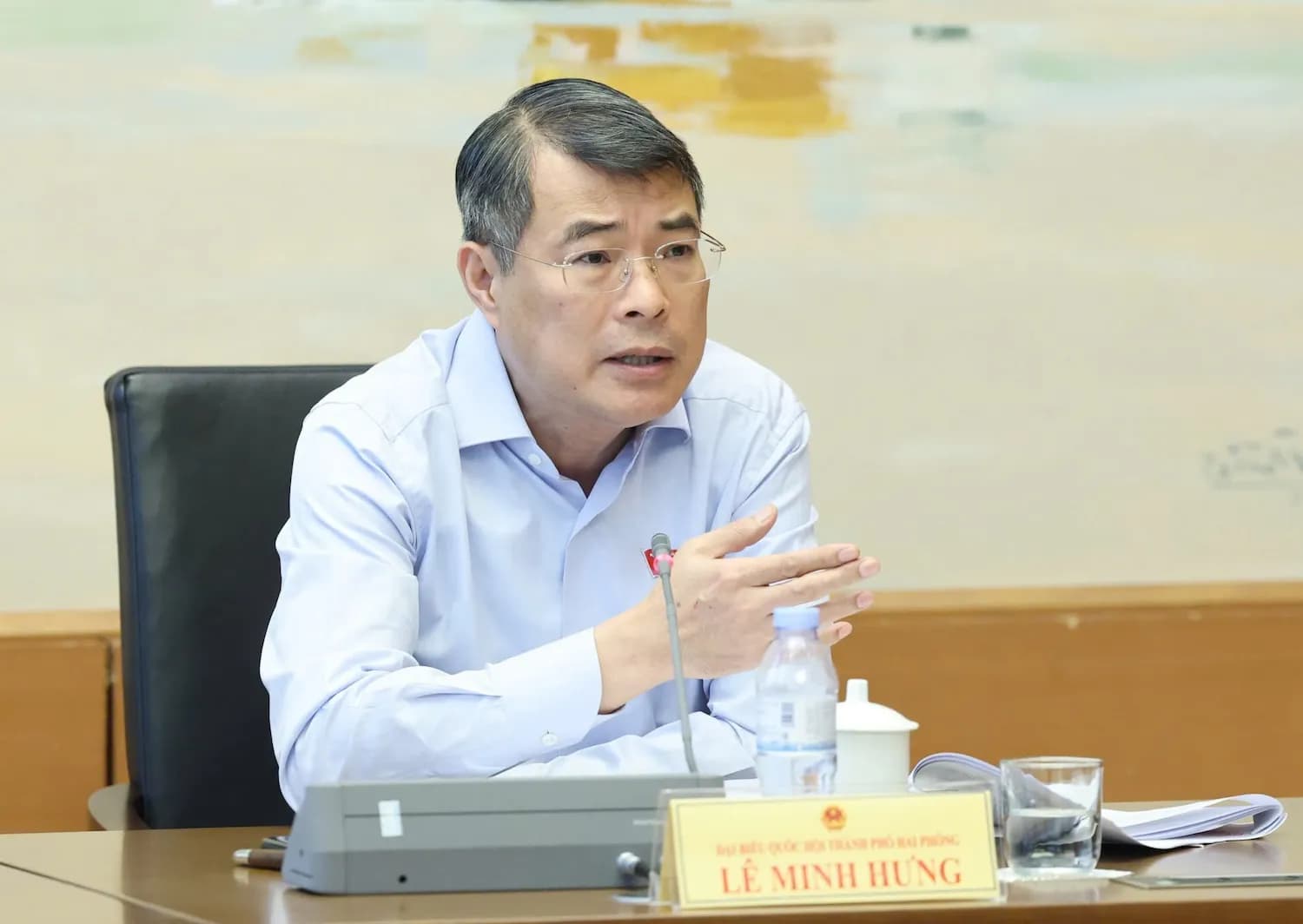 Thủ tướng Lê Minh Hưng: Chi phí thuốc, thiết bị y tế bị đẩy lên mức phi lý