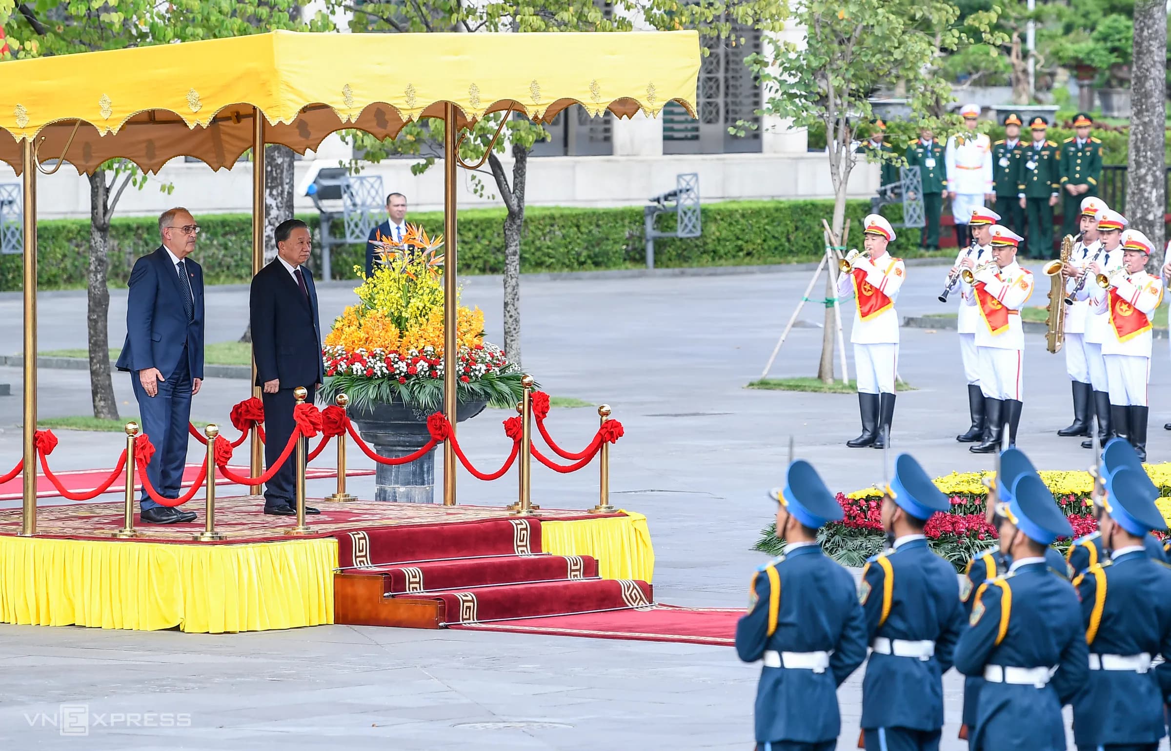 Tổng Bí thư, Chủ tịch nước chủ trì lễ đón Tổng thống Thụy Sĩ