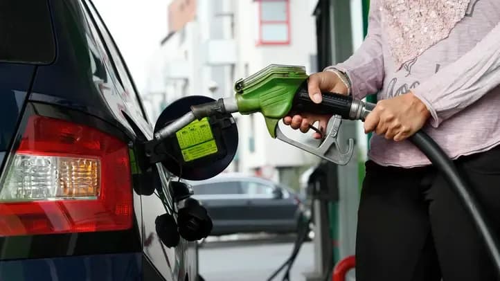Giá dầu diesel tại Séc áp sát mức kỷ lục, chính phủ chuẩn bị can thiệp thị trường nhiên liệu từ tháng 10