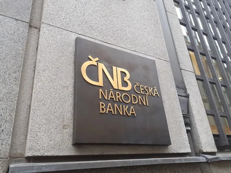 Kiểm toán Ngân hàng Trung ương Séc: Nhân viên bị cáo buộc lợi dụng chức vụ đánh cắp hàng chục triệu korun