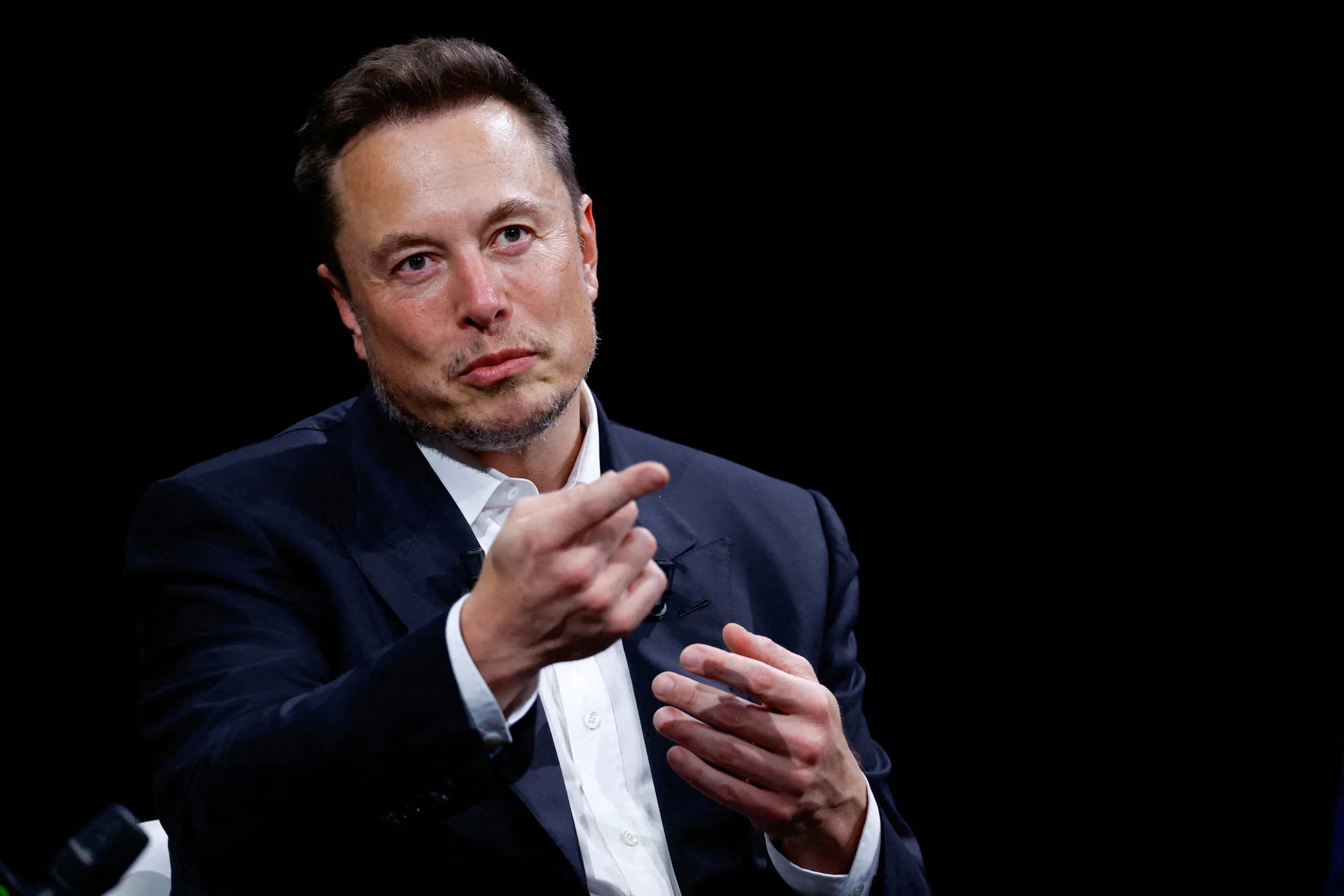 Tỉ phú Elon Musk cáo buộc giới tinh hoa Ukraine làm giàu nhờ tiền viện trợ