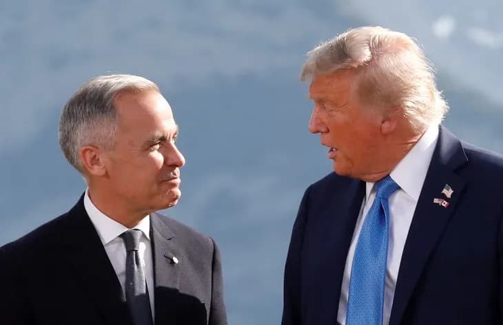 Ông Trump tặng Thủ tướng Canada chìa khóa vào Nhà Trắng, nói đùa 'coi chừng bị bắn'