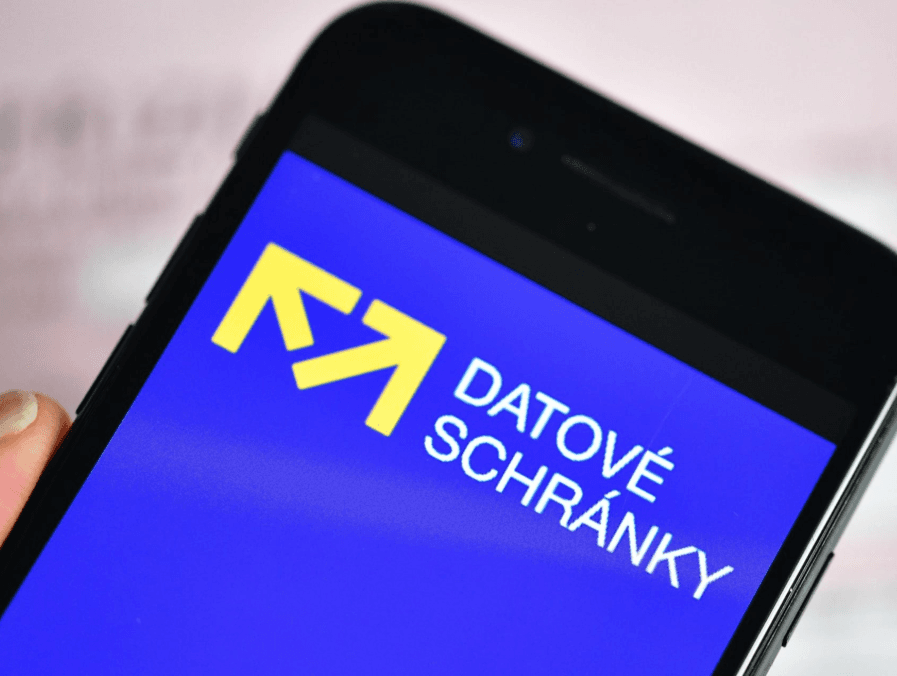 Từ tháng 8 tại CH Séc: Datovka mất một chức năng quan trọng, taxi Praha tăng giá, thêm chuyến bay từ Praha đến châu Á
