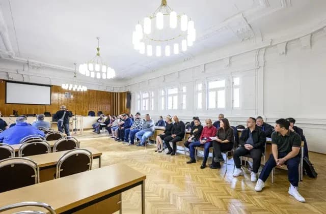 Hàng trăm cảnh sát ra quân tại châu Âu: Nhiều đường dây đưa người Việt bị điều tra
