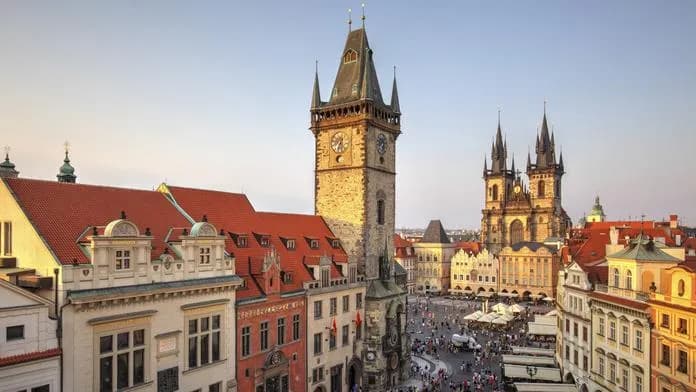 Praha tổ chức siêu tranh luận bầu cử (Superdebata): 8 ứng cử viên chạy đua vào ghế Thị trưởng