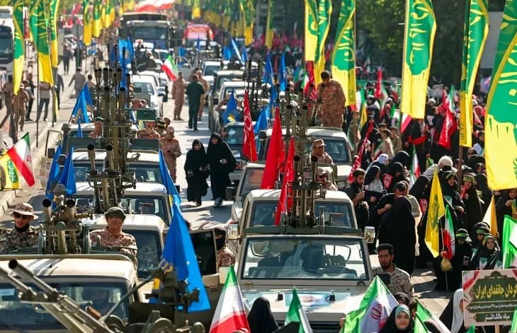 Hơn nửa triệu người đăng ký tình nguyện 'sẵn sàng hy sinh vì Iran'
