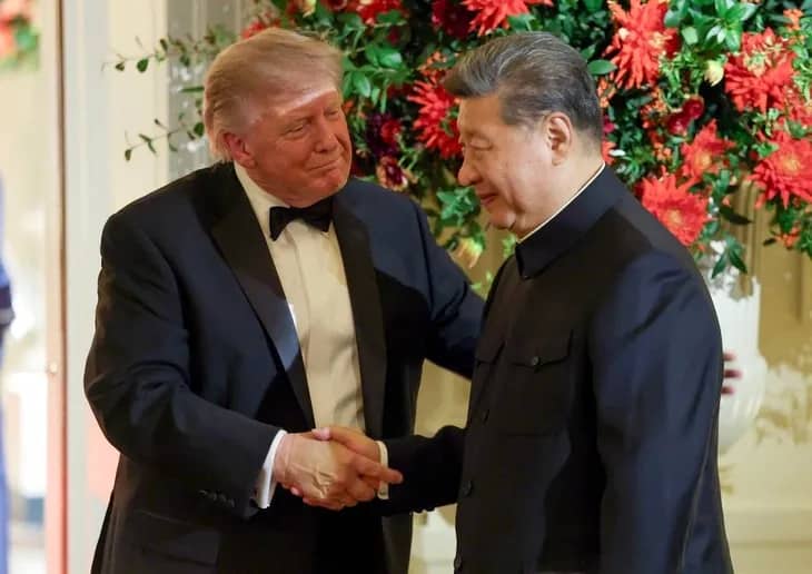 Ngôn ngữ cơ thể của ông Trump và ông Tập hé lộ điều gì tại thượng đỉnh Washington?