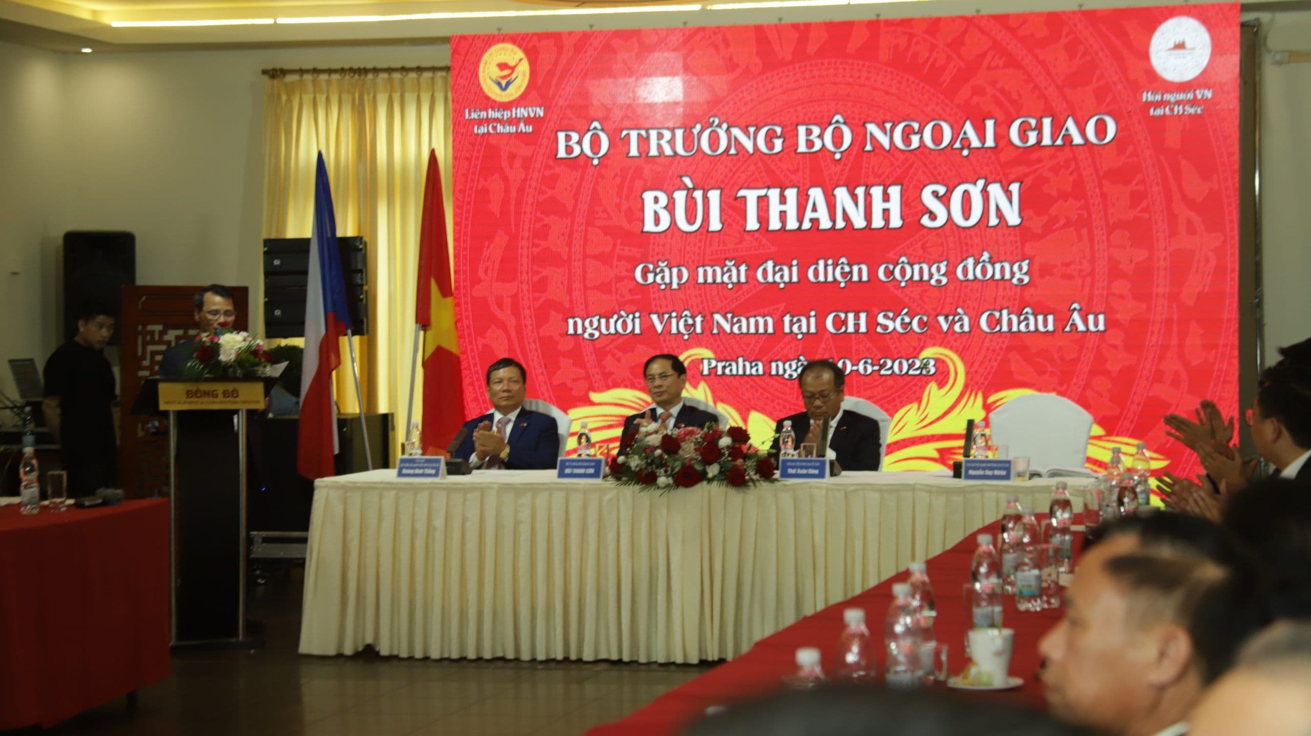 Bộ trưởng Bùi Thanh Sơn thăm Tamda Group và làm việc với cộng đồng