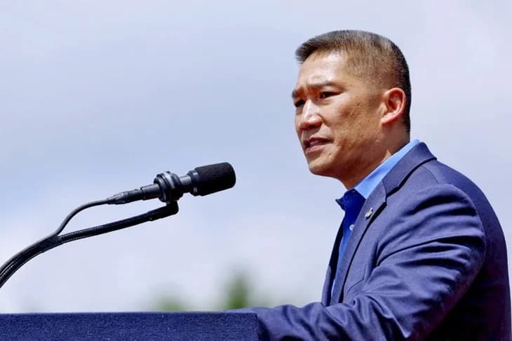 Ông Hùng Cao: Có 8 quân nhân Mỹ tự tử bất thành trên tàu sân bay USS Abraham Lincoln