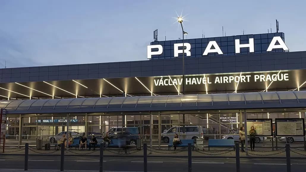 Tuyến xe buýt tư nhân BusAir chính thức vận hành, kết nối nhà ga chính Praha với sân bay Václav Havel