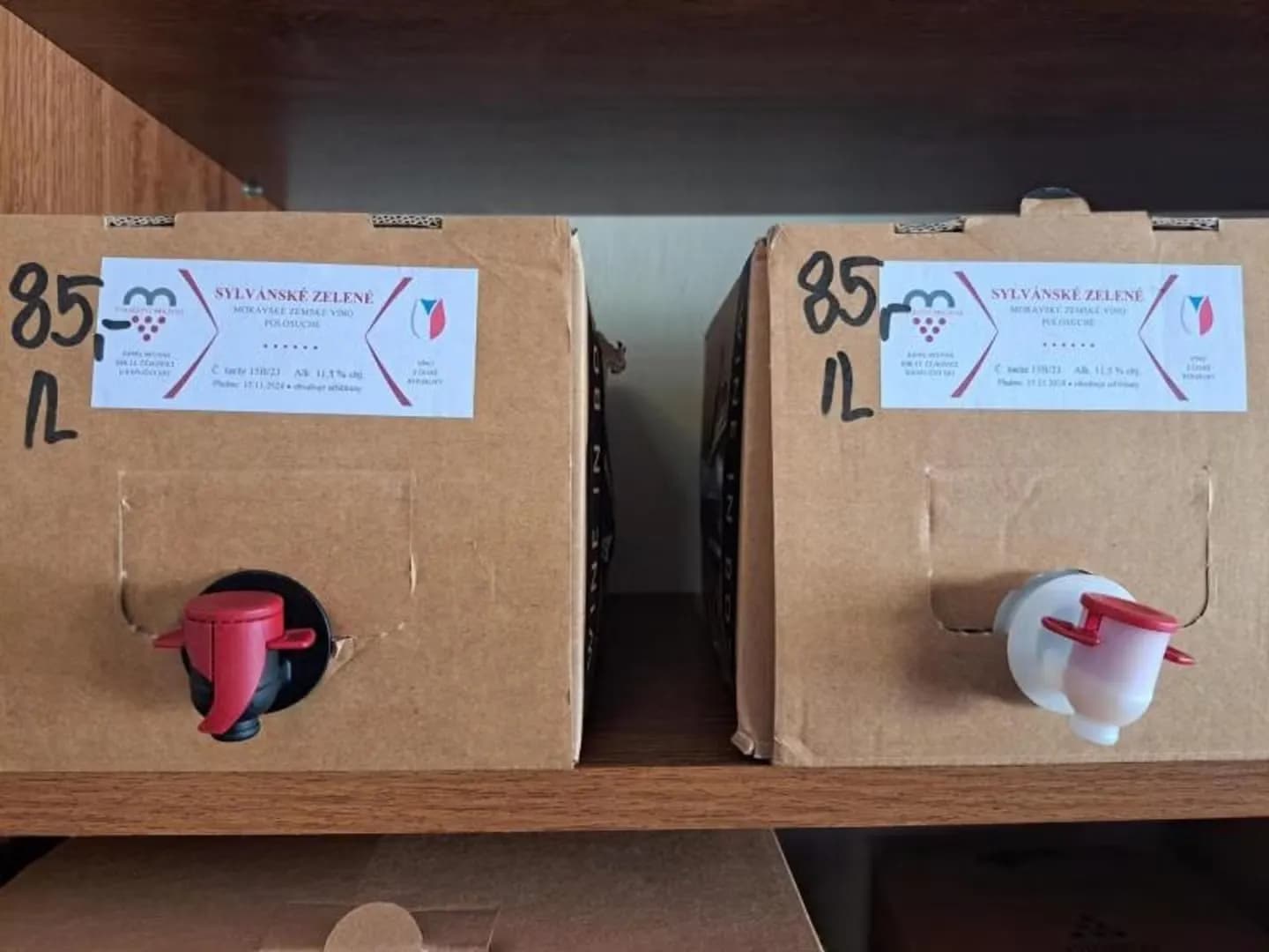 Cơ quan thanh tra phát hiện 4 sản phẩm rượu vang không đạt chất lượng tại khu vực Zlín và Karviná