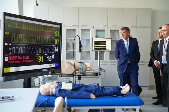 Séc khánh thành một trong những trung tâm đào tạo y sinh học hiện đại nhất châu Âu tại Hradec Králové