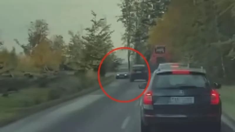 Camera hành trình ghi lại khoảnh khắc vượt ẩu suýt gây tai nạn thảm khốc tại Trutnov
