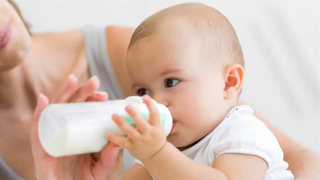 Tỷ lệ sinh tại Séc giảm xuống mức thấp kỷ lục, nhưng rào cản thụ tinh nhân tạo đẩy phụ nữ đơn thân vào thế khó