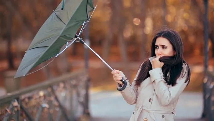 Séc kết thúc đợt “hè muộn”: Nhiệt độ giảm mạnh, có mưa và tuyết trên núi từ thứ Năm