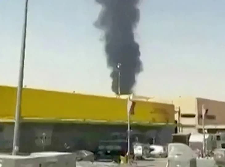 Houthi tập kích dữ dội Saudi Arabia, Mỹ phát cảnh báo