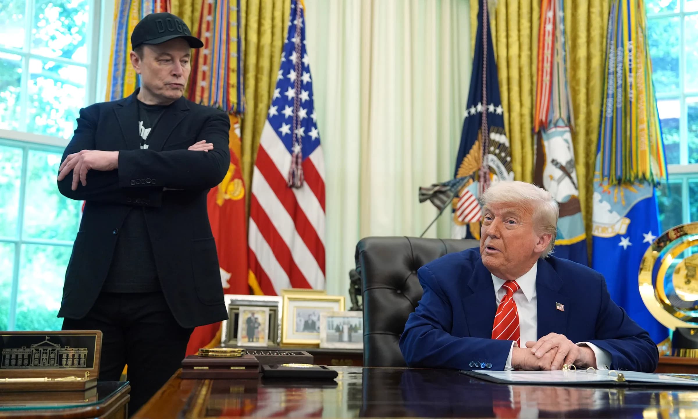 Báo Anh: Elon Musk đề nghị ông Trump áp hạn chế Starlink ở Ukraine
