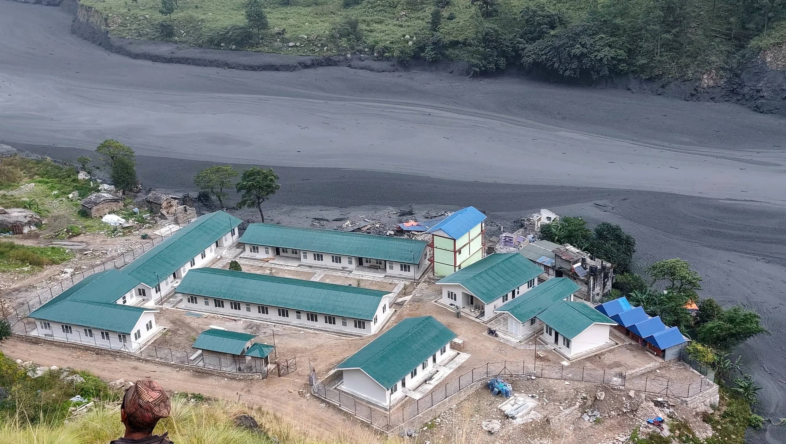 Lũ quét Nepal 11-10: Cứu được 49 người, vẫn còn 5 người mất tích