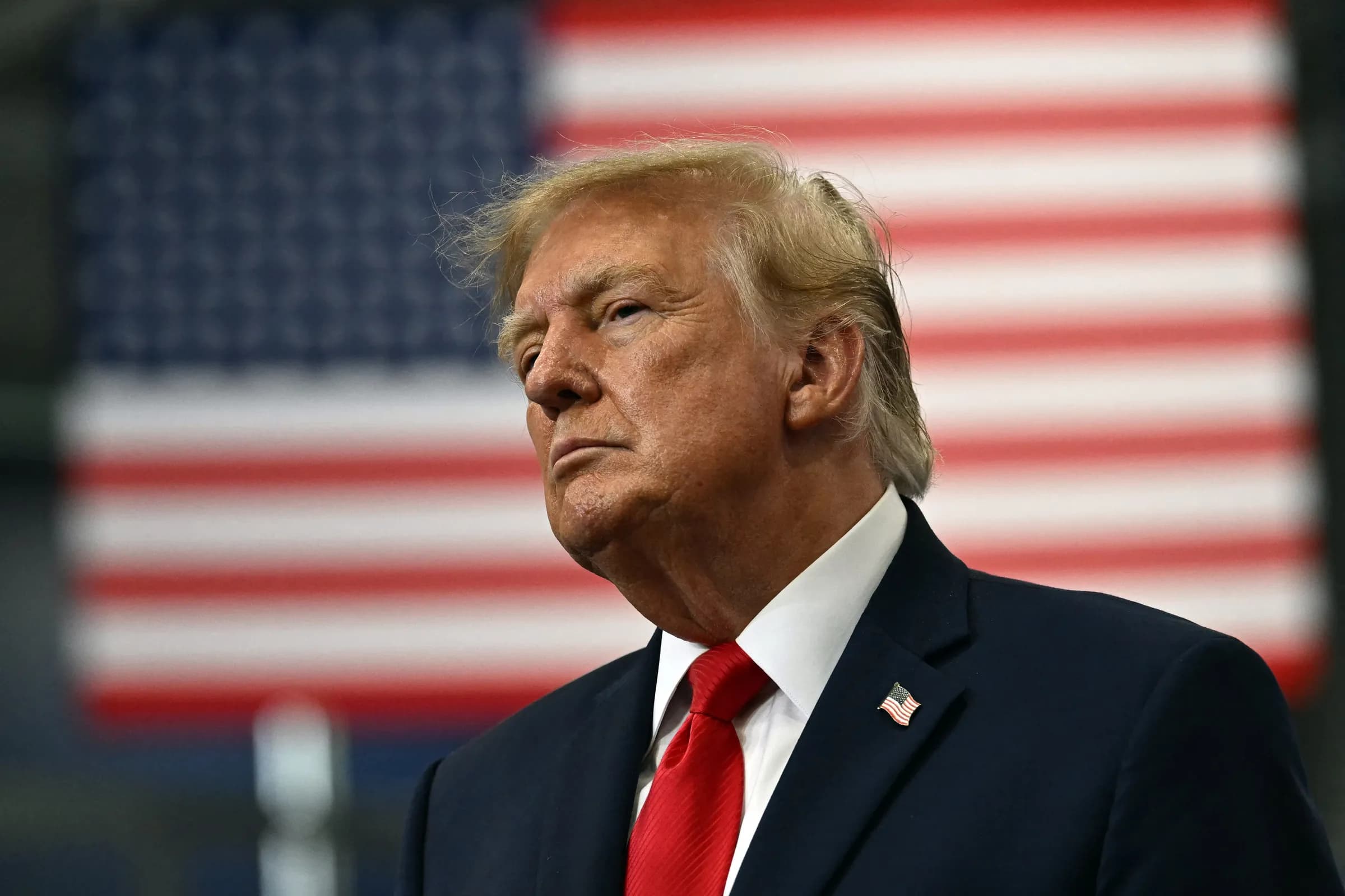 Ông Trump không biết ai đã ra lệnh hạn chế Starlink ở Ukraine
