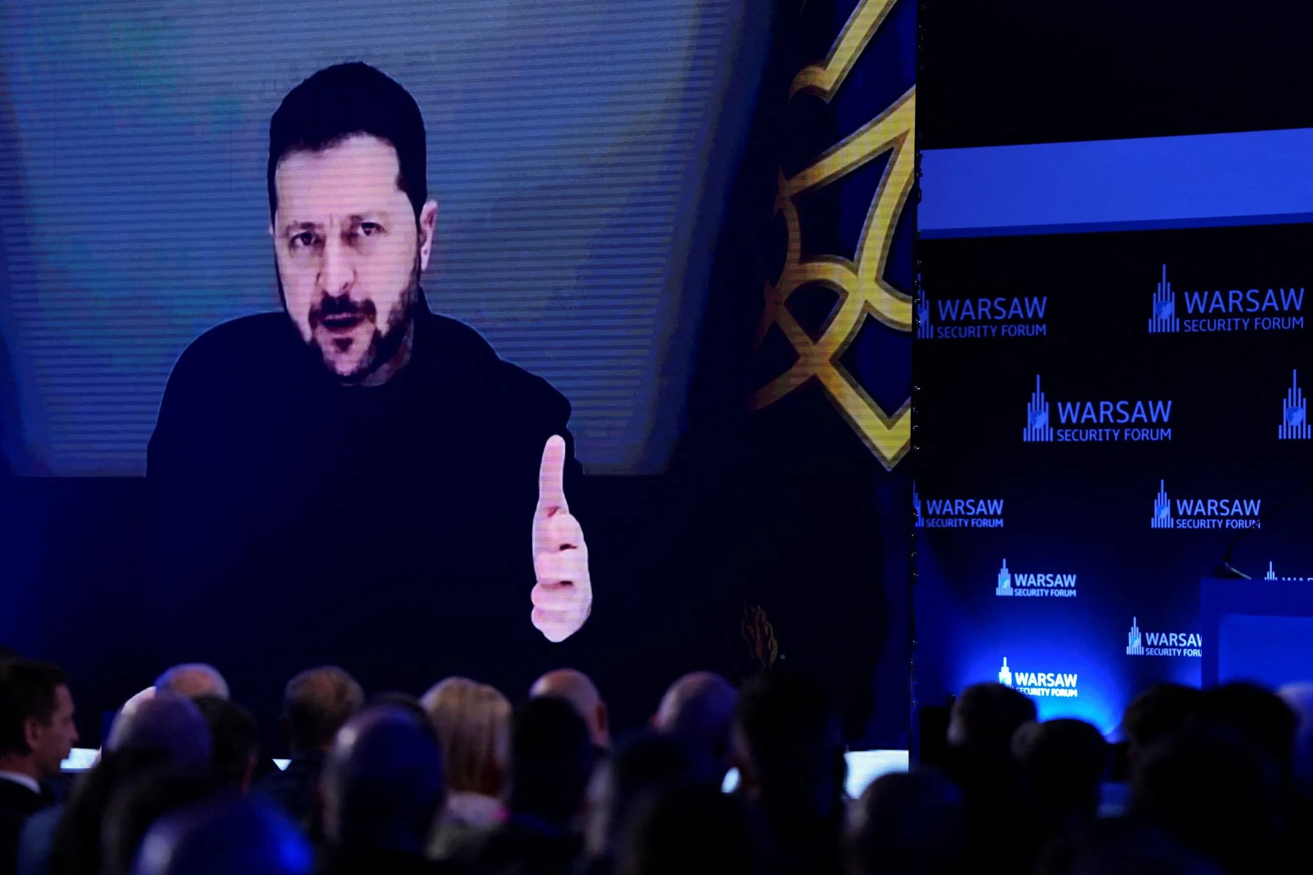 Ông Zelensky xác nhận Ukraine đã dừng tấn công các nhà máy lọc dầu Nga