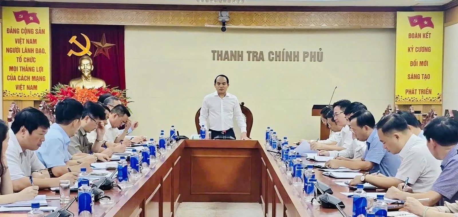 Petimex bán xăng dầu dưới chi phí cho 6 đối tác nước ngoài, thiệt hại 322 tỉ đồng
