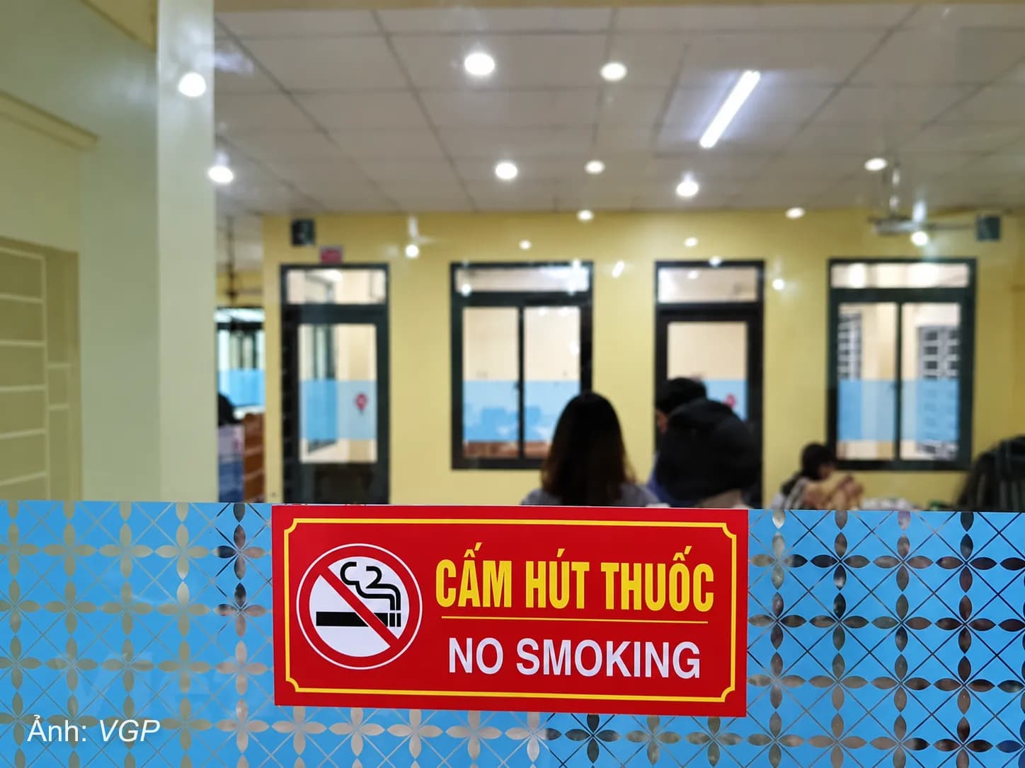 Việt Nam: Quán bar, karaoke có thể tiến tới cấm hút thuốc hoàn toàn