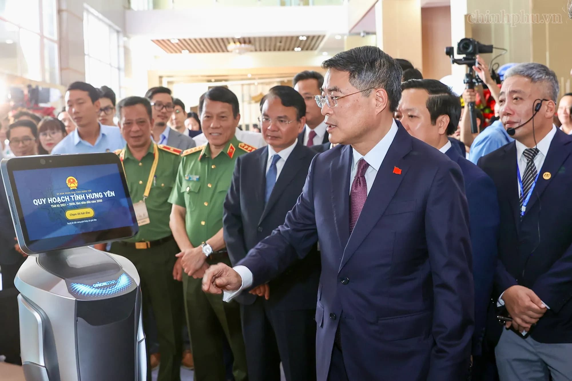 Thủ tướng: Hưng Yên cần quyết tâm cao nhất để sớm trở thành thành phố trước năm 2030