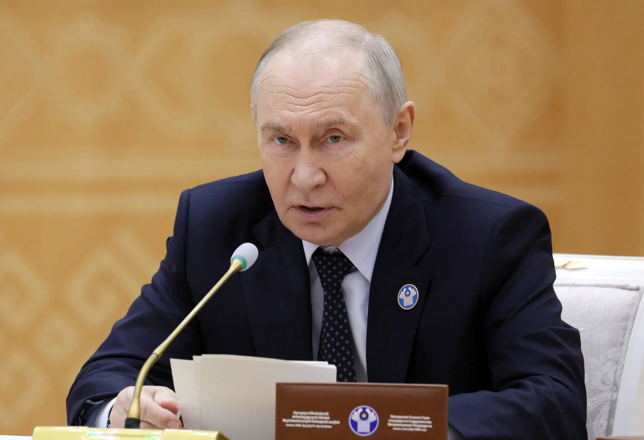 Tin tức thế giới 16-10: Ukraine tấn công nhà máy lọc dầu Nga, ông Putin nói 'sẽ đáp trả'