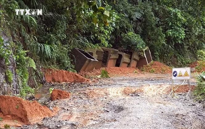 Mưa lũ gây nhiều thiệt hại tại các địa phương
