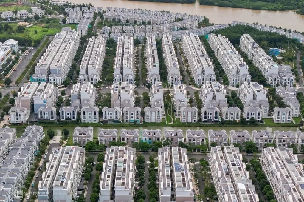 Chính phủ giữ quy định bắt buộc công chứng giao dịch đất đai