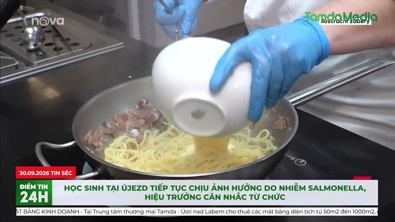 Học sinh tại Újezd tiếp tục chịu ảnh hưởng do nhiễm Salmonella, hiệu trưởng cân nhắc từ chức